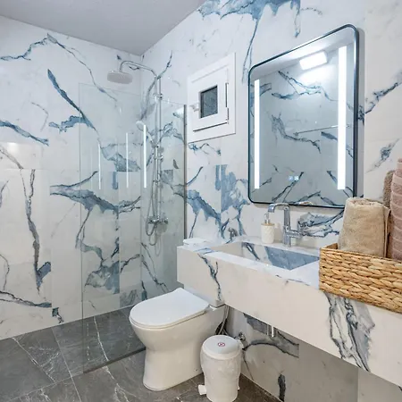 Meraki Holiday home *